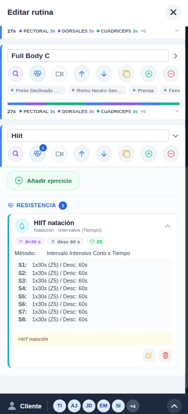 Editor de rutinas con un día Hiit que contiene un bloque HIIT natación (8×30 s a Z5) al lado de Full Body C con press declinado, remo neutro, prensa y femoral